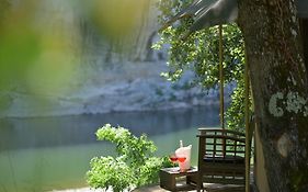 Prehistoric Lodge - Adult Only